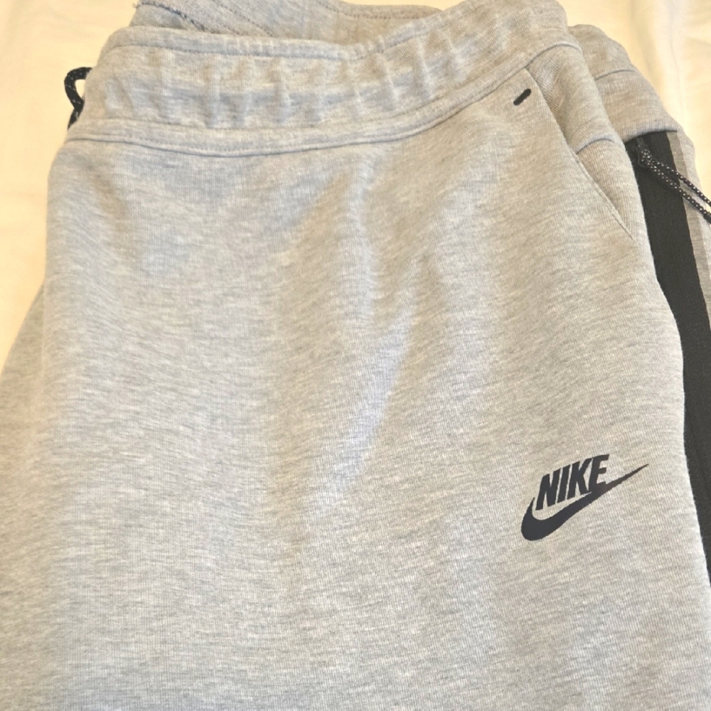 Nike Gray Sweatpants